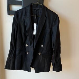 Elie Tahari Black Double-Breasted Blazer